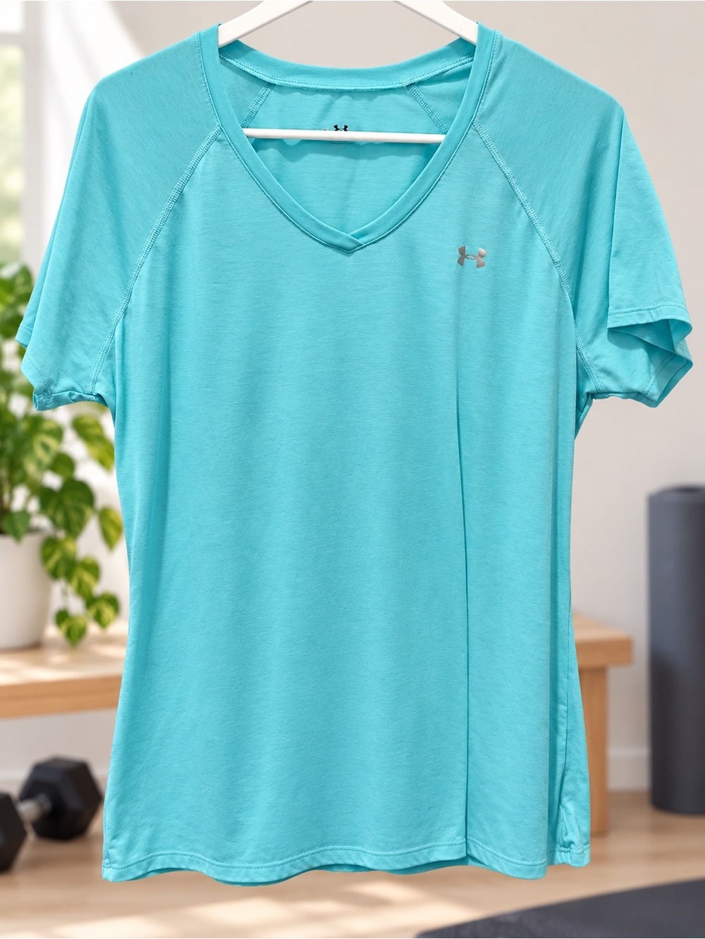 Under Armour Velocity V-Neck Athletic Workout Shirt Turquoise XL